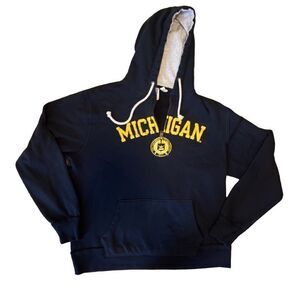 Univ of Michigan 1/4 Zippered Hoodie with Hand Warmer Pockets Mens L. Ladies XL.